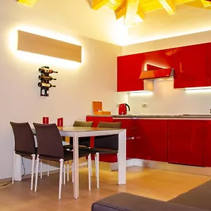 House Viola Tirano